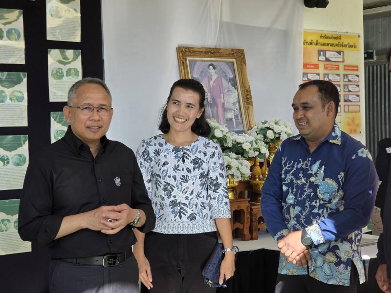 ปลัด พม. ลงพื้นที่�
