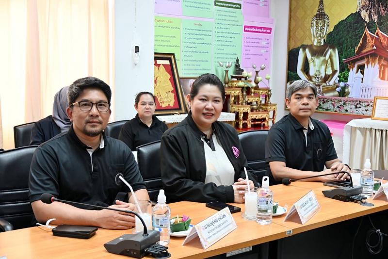 ปลัด พม. ลงพื้นที่�