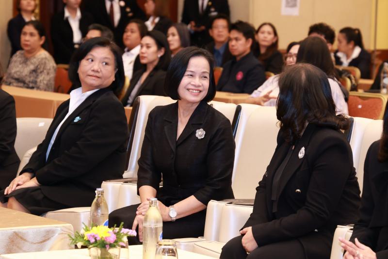 รมว.พม. เป็นประธาน�