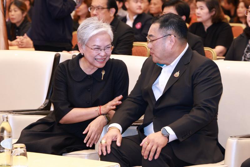 รมว.พม. เป็นประธาน�