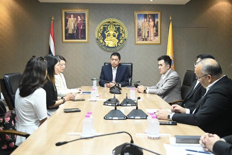 รมว.พม. เป็นประธาน�
