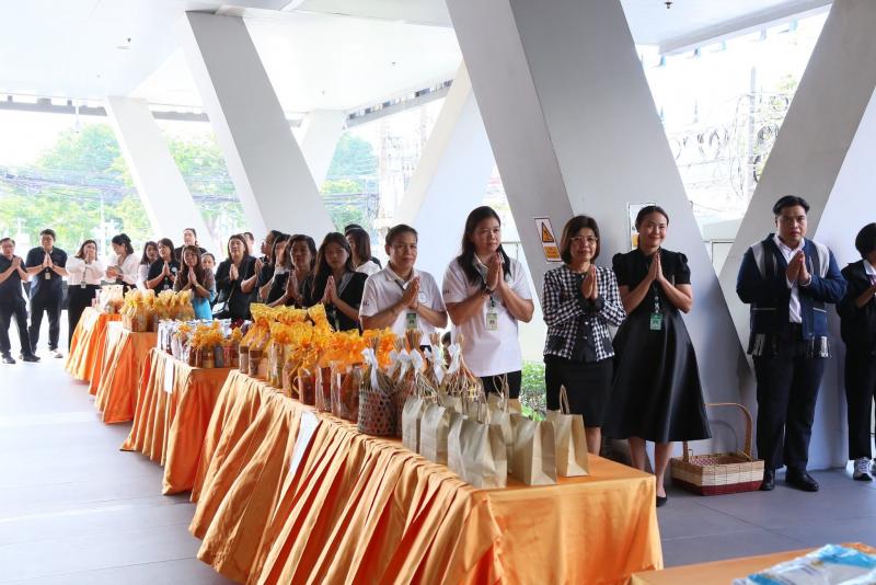นางเตือนใจ คงสมบั�