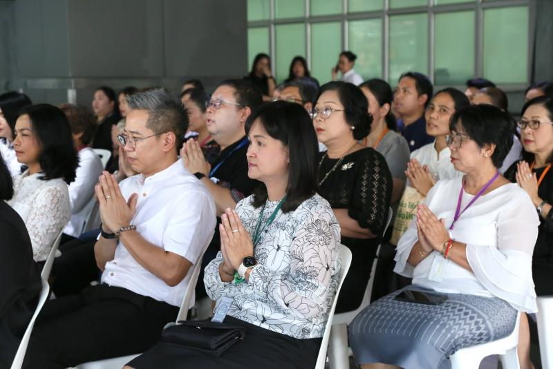 นางเตือนใจ คงสมบั�