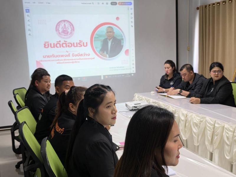 ปลัด พม. ลงพื้นที่�
