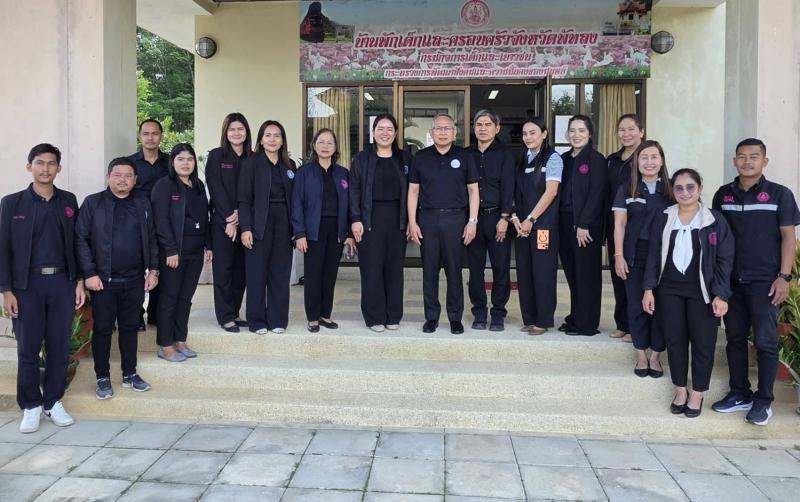 ปลัด พม. ลงพื้นที่�