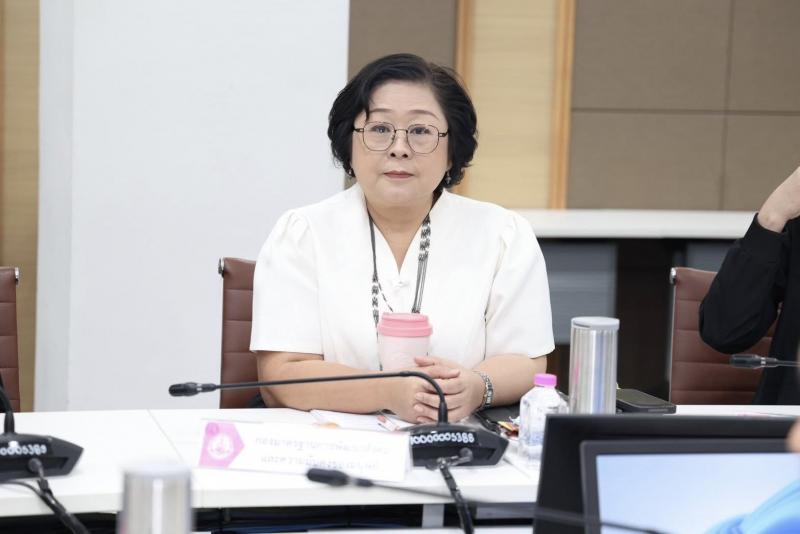 ปลัด พม. เป็นประธา�