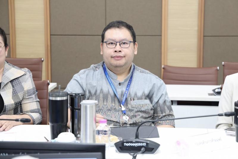 ปลัด พม. เป็นประธา�