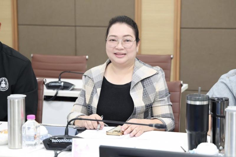ปลัด พม. เป็นประธา�