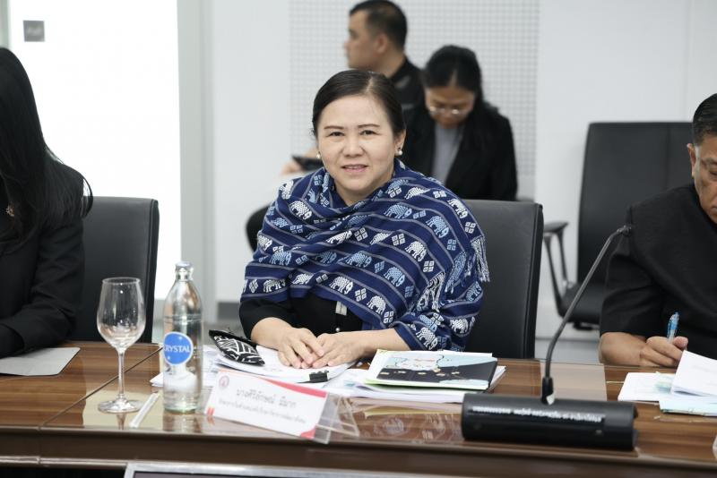 ปลัด พม. เป็นประธา�