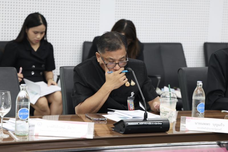 ปลัด พม. เป็นประธา�