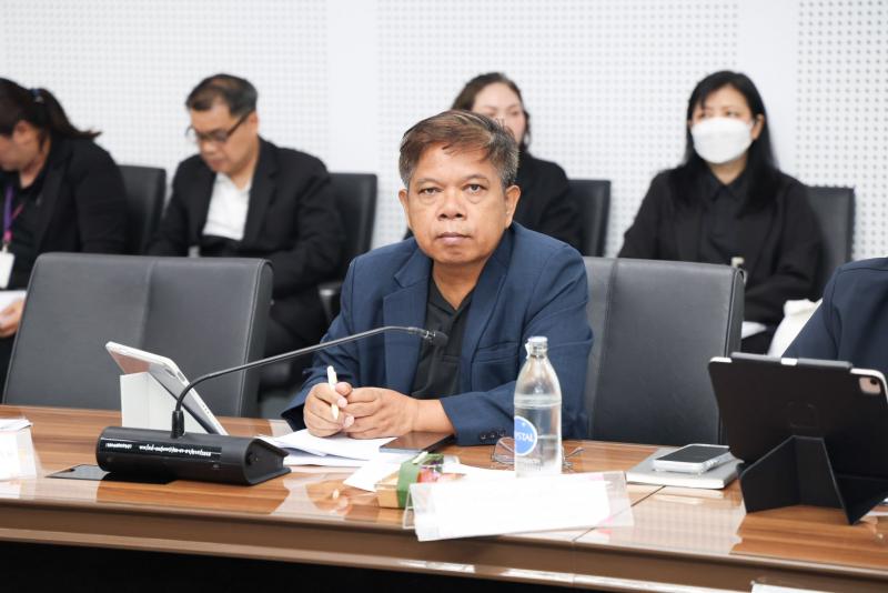 ปลัด พม. เป็นประธา�