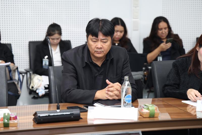 ปลัด พม. เป็นประธา�