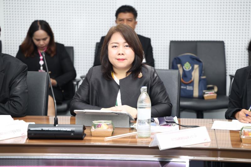 ปลัด พม. เป็นประธา�