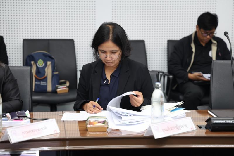 ปลัด พม. เป็นประธา�