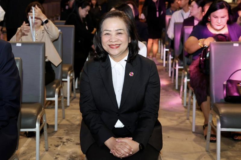 รมว.พม. เป็นประธาน�