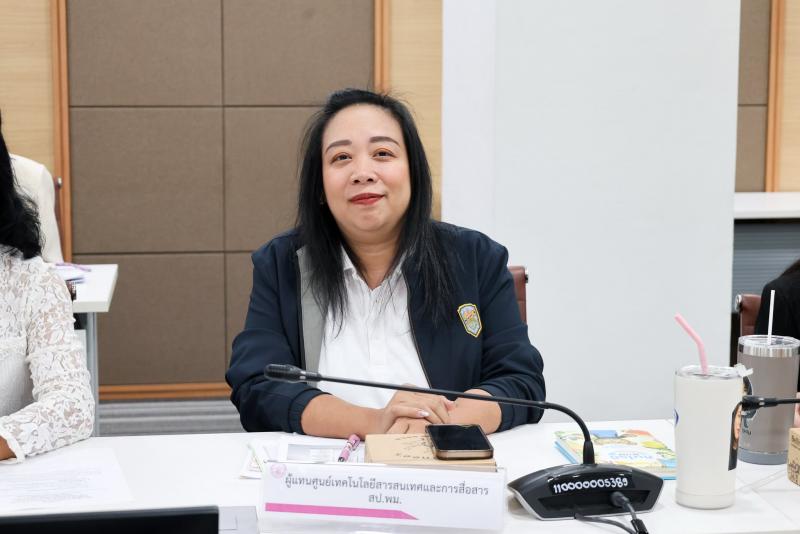 นายอภิชา เลิศพชรก�