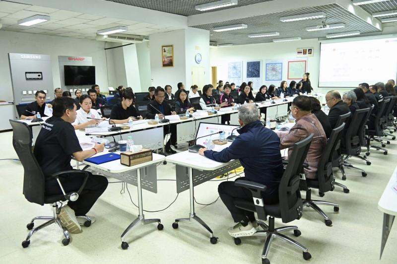 รมว.พม. เป็นประธาน�