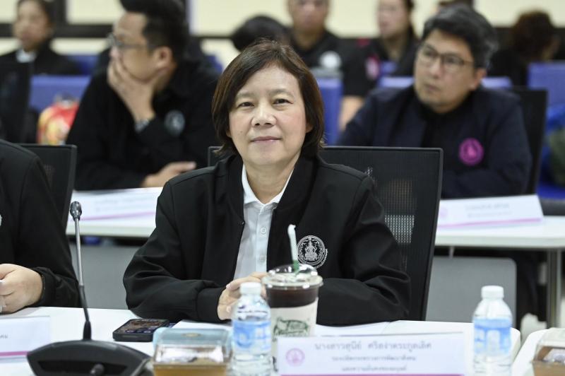 รมว.พม. เป็นประธาน�