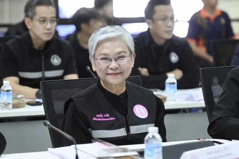 รมว.พม. เป็นประธาน�