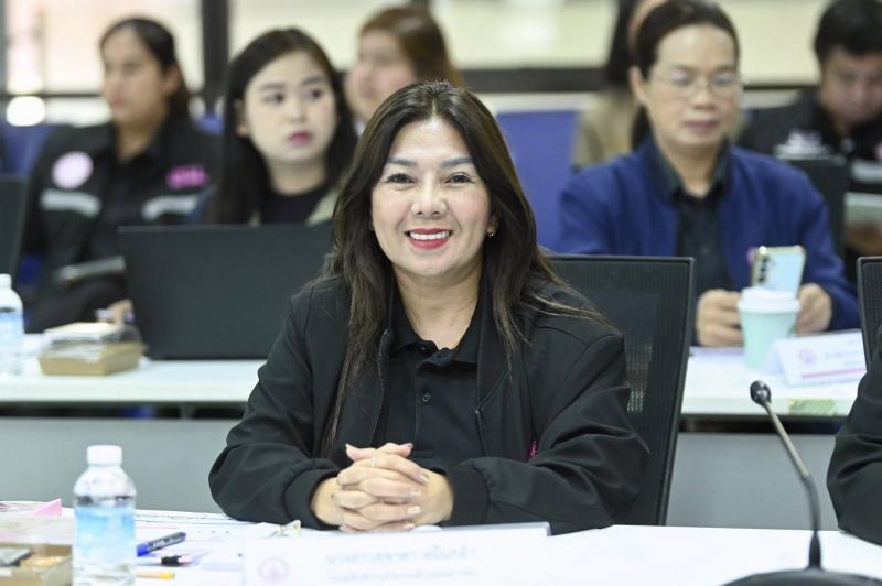 รมว.พม. เป็นประธาน�