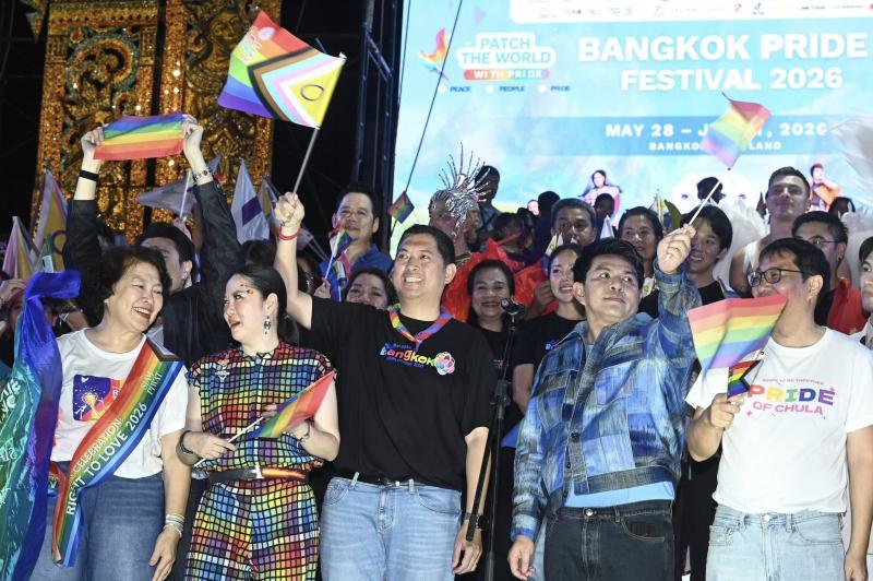 รมว.พม. และนายสุรศ�