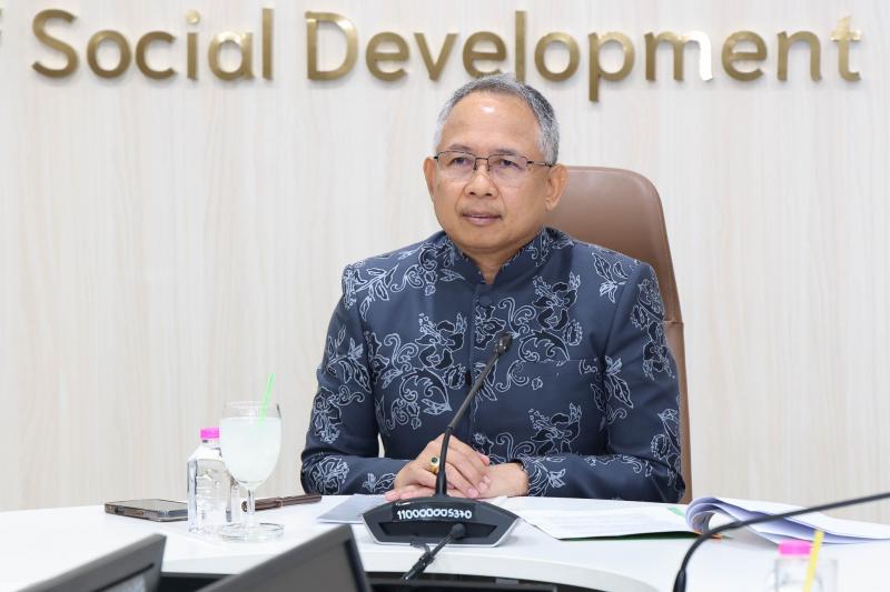 ปลัด พม. ให้ พลตรี ก