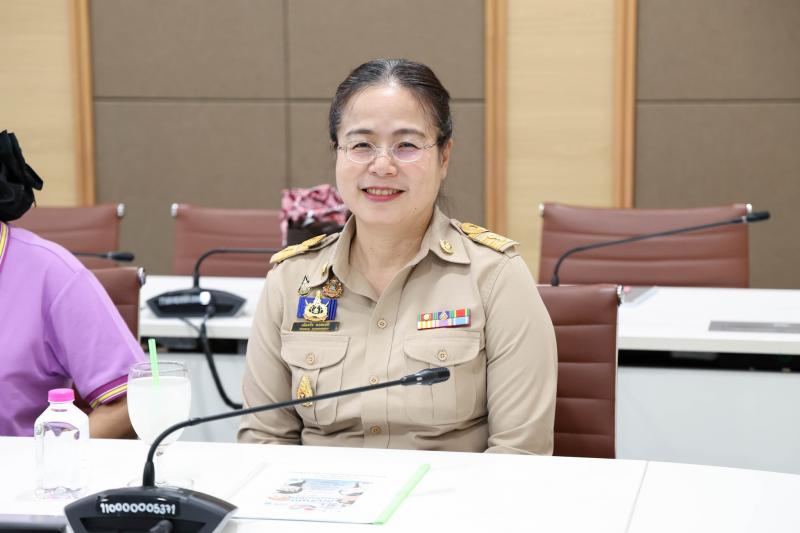 ปลัด พม. ให้ พลตรี ก