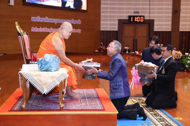 พม. จับมือ มจร - เคร�