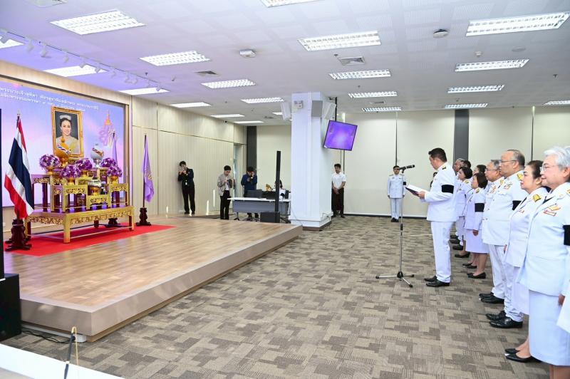 พม. จัดพิธีถวายพระ