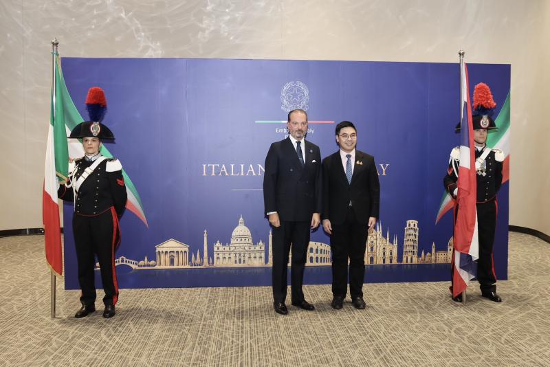 ดร.เอนกชัย เรืองรั