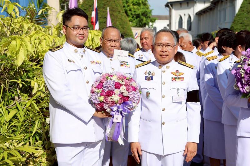 รมว.พม. ลงนามถวายพ�