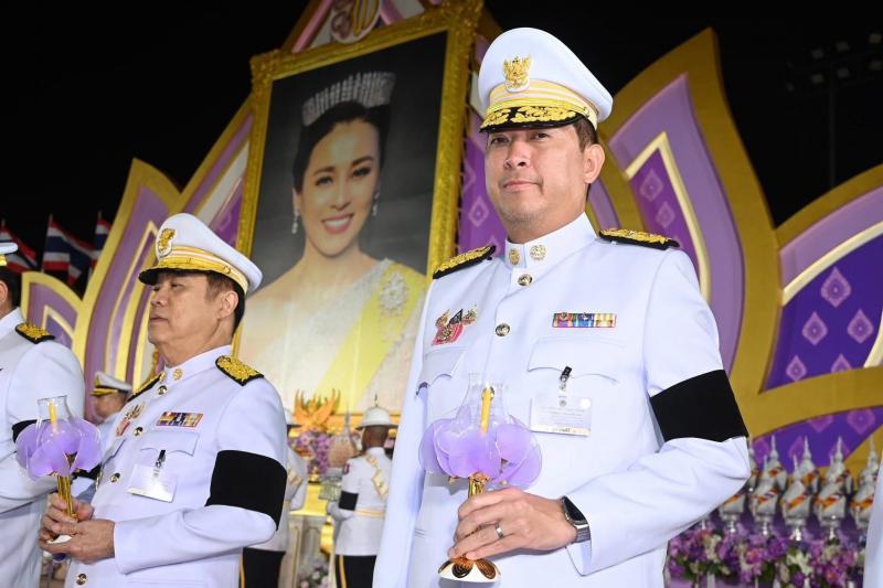 นายนิกร  โสมกลาง ร�