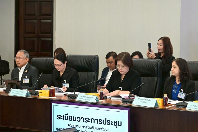 รมว.พม. เข้าร่วมกา�