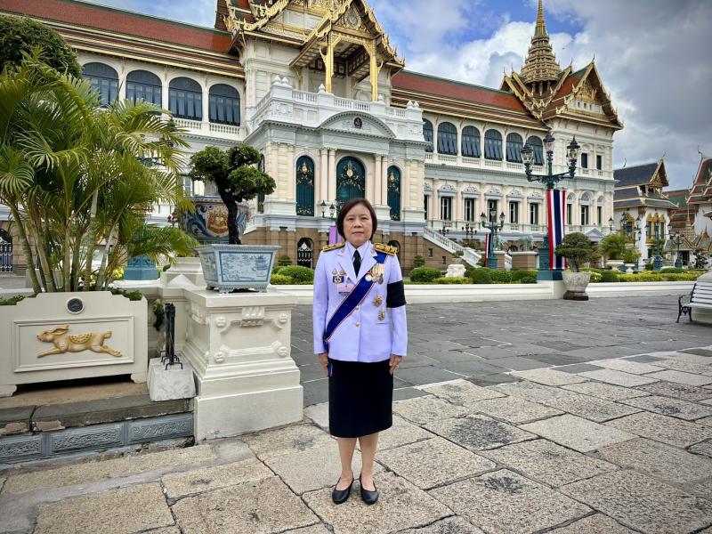 นางสาวสุนีย์ ศรีส�