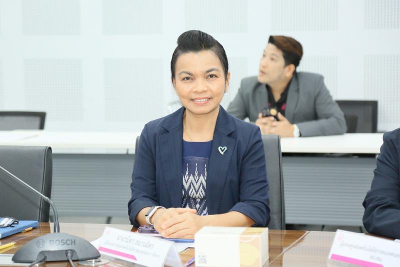 นางสาวสุนีย์ ศรีส�