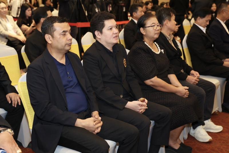 รมว.พม. เป็นประธาน�