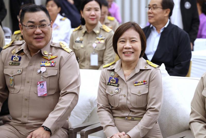 รมว.พม. เป็นประธาน�