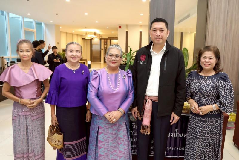 รมว.พม. เป็นประธาน�