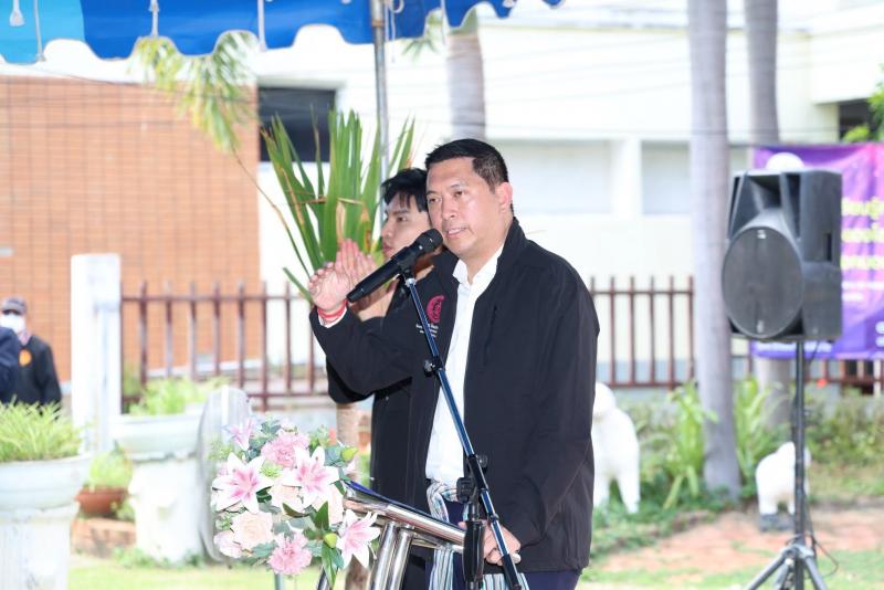 รมว.พม. และ นายประเ�
