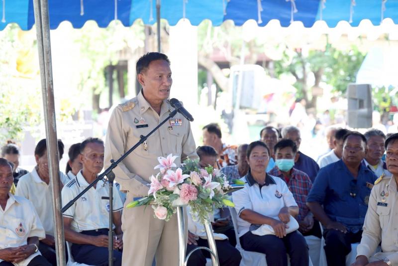 รมว.พม. และ นายประเ�