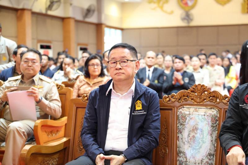 มว.พม. ลงพื้นที่จั�