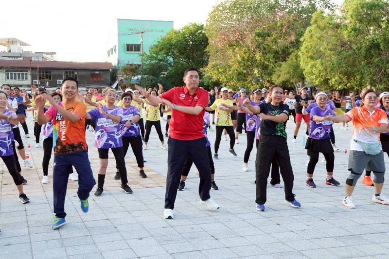 รมว.พม. ร่วมกิจกรร�