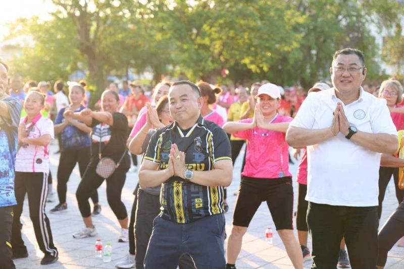 รมว.พม. ร่วมกิจกรร�