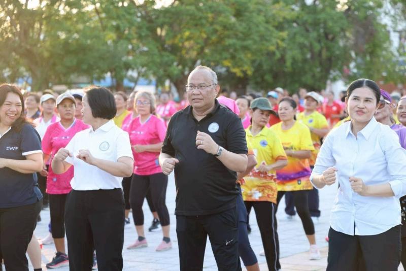 รมว.พม. ร่วมกิจกรร�