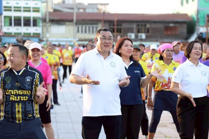 รมว.พม. ร่วมกิจกรร�