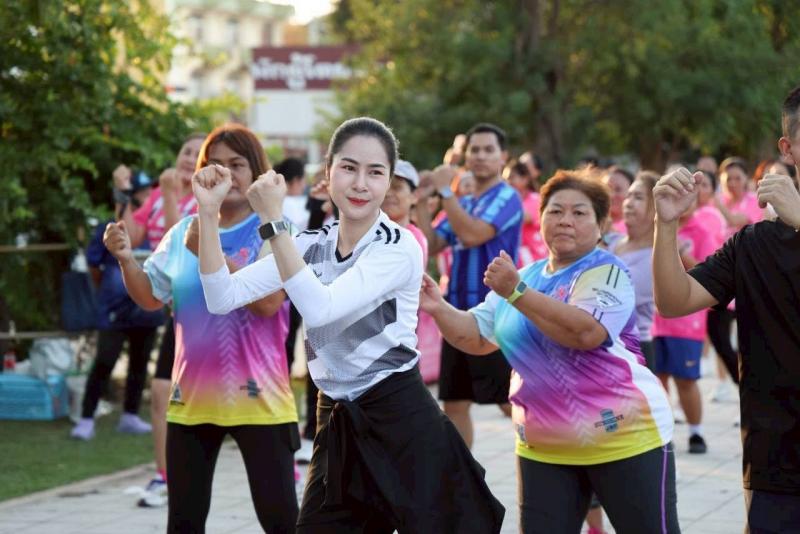 รมว.พม. ร่วมกิจกรร�