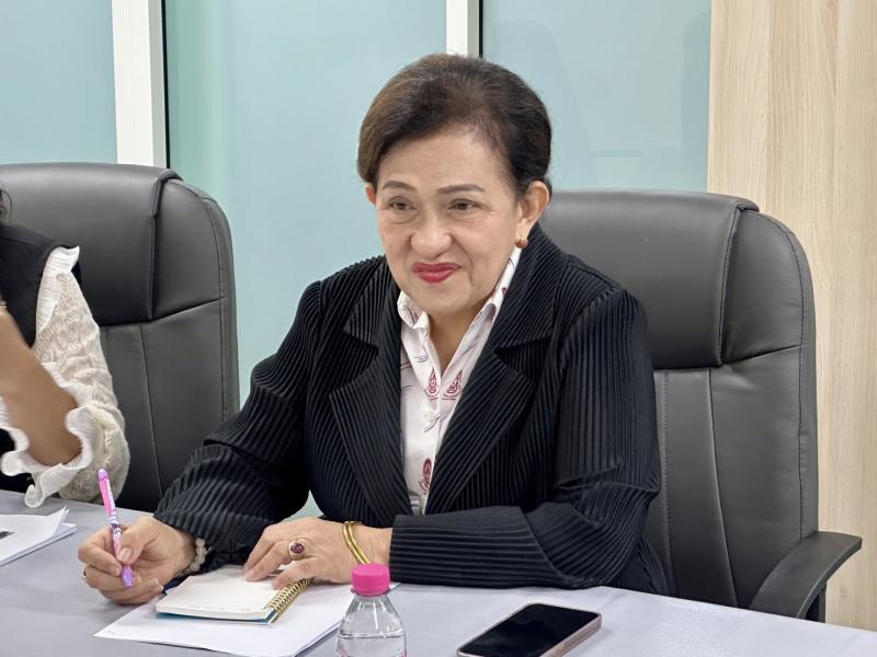 นางสาวสุนีย์ ศรีส�