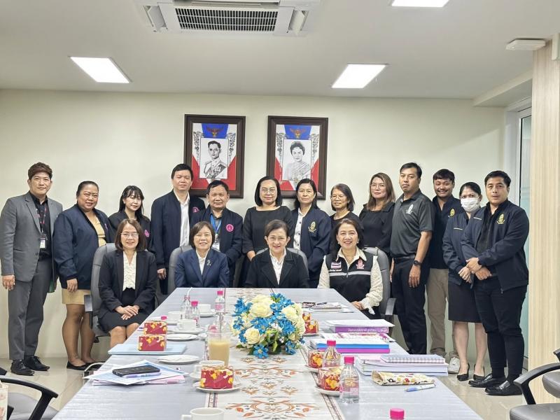 นางสาวสุนีย์ ศรีส�