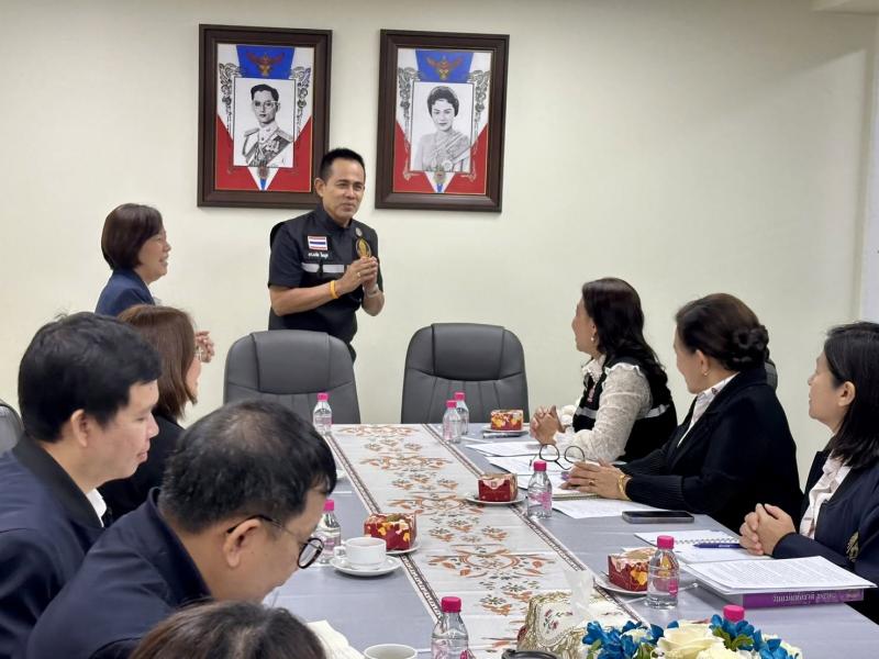 นางสาวสุนีย์ ศรีส�