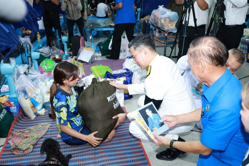 นางเตือนใจ คงสมบั�